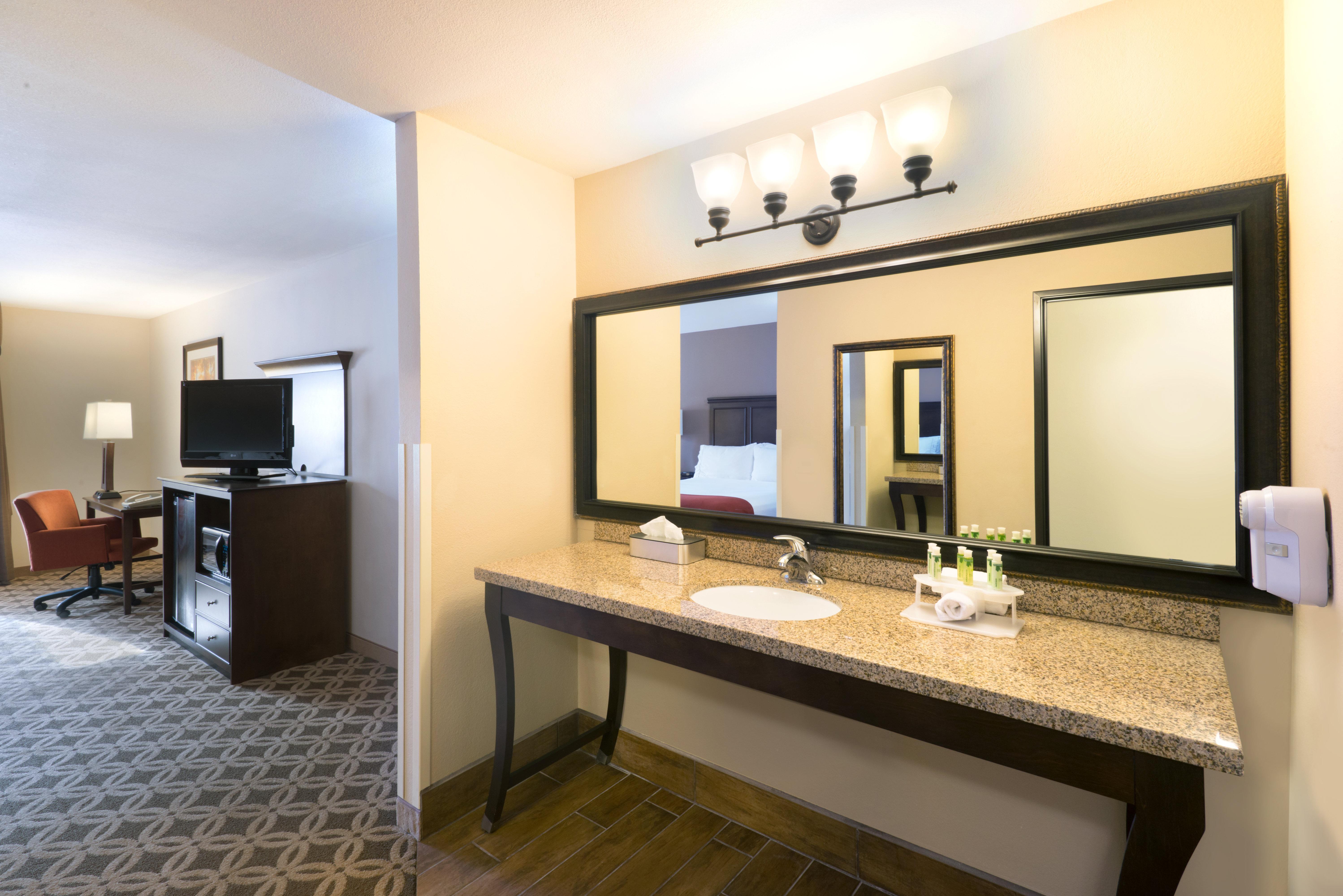 Holiday Inn Express Show Low By Ihg Exteriör bild