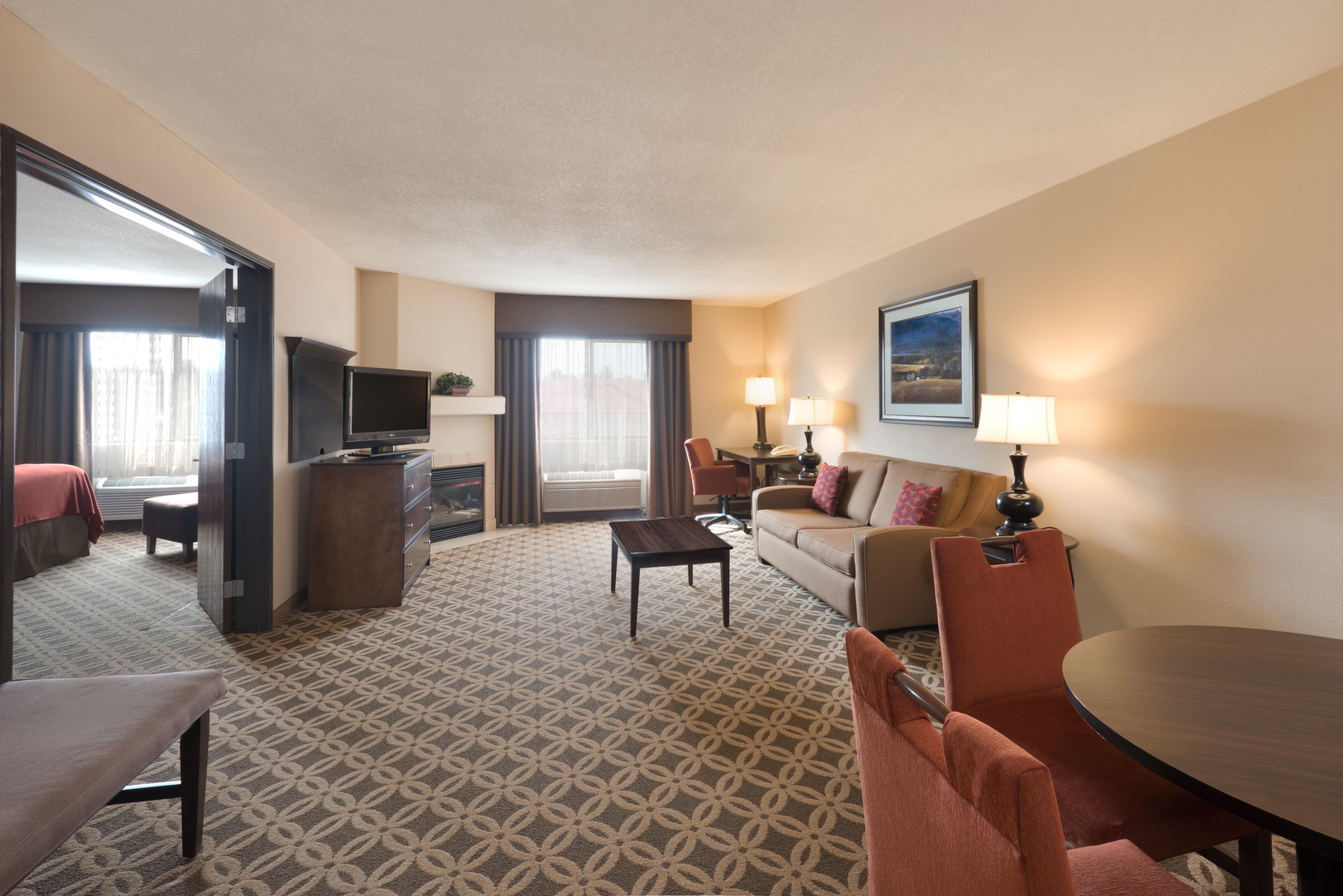 Holiday Inn Express Show Low By Ihg Exteriör bild