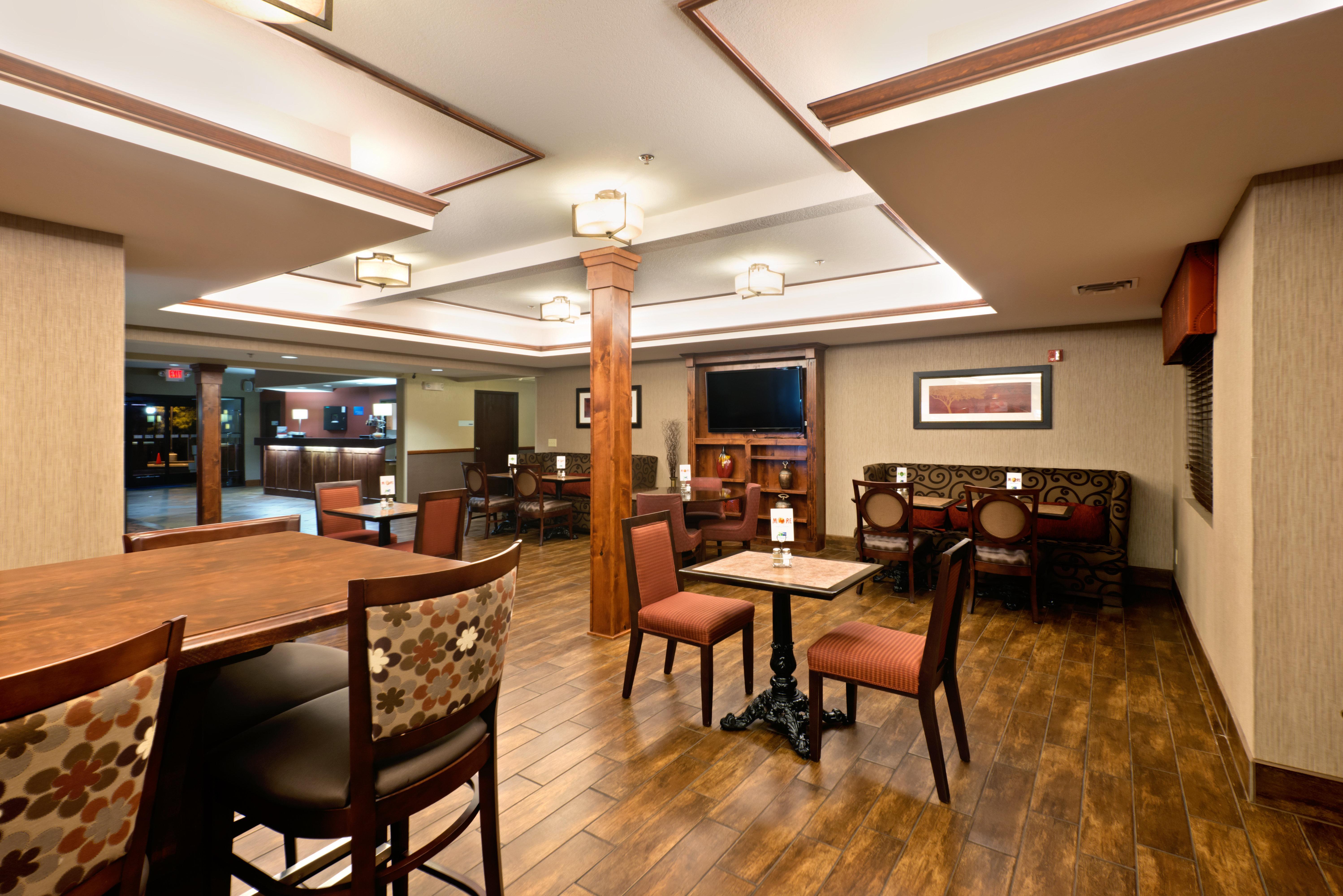 Holiday Inn Express Show Low By Ihg Exteriör bild